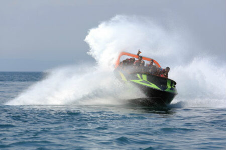 Activité EVG / EVJF à Barcelone : power boat
